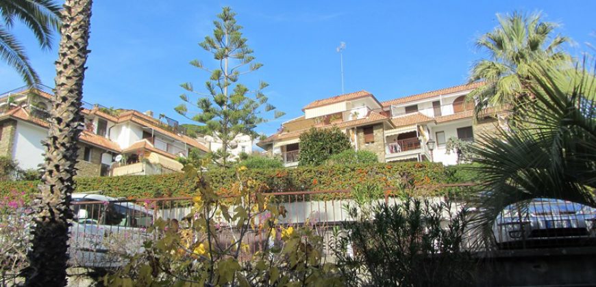 For sale a holiday home near the beaches in Sanremo