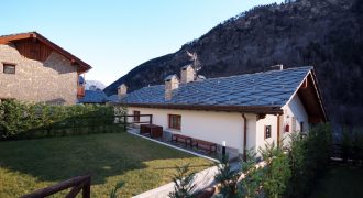 Till salu en underbar lägenhet i ett hotellkomplex utanför Courmayeur!