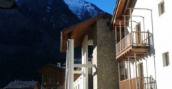For sale a lovely holiday apartment in residence near Courmayeur