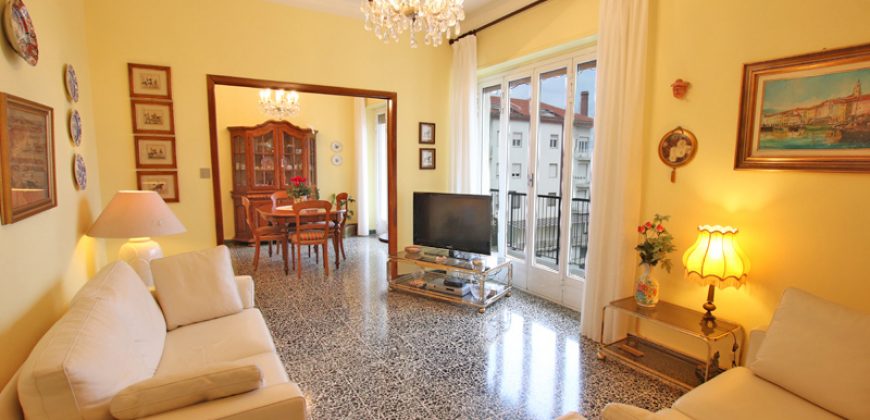 For sale a spacious apartment with sea view!