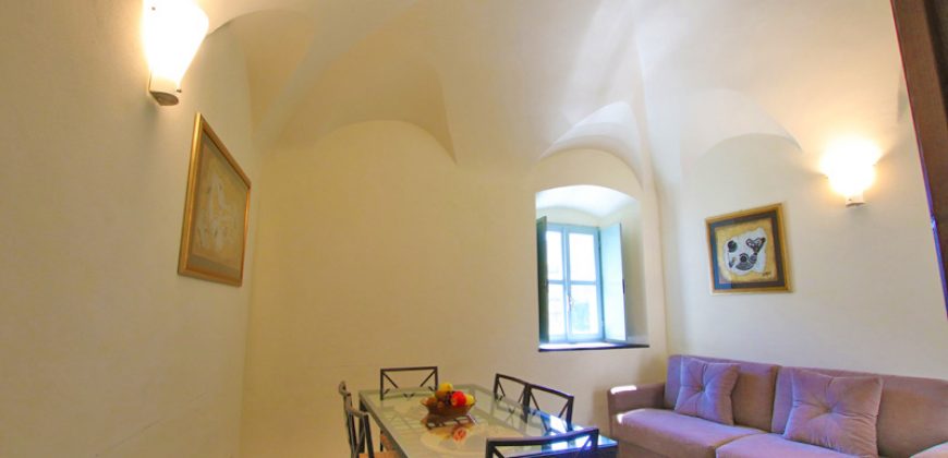 For sale a lovely apartment in Colletta
