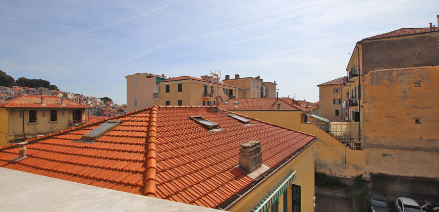 Restored apartment in Sanremo!