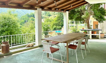 Nice house with land and pool