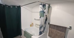 En mysig lägenhet med rymlig takterrass i La Pigna