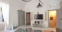 En mysig lägenhet med rymlig takterrass i La Pigna