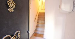 En mysig lägenhet med rymlig takterrass i La Pigna