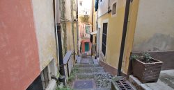 En mysig lägenhet med rymlig takterrass i La Pigna