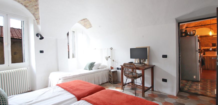 A romantic duplex in Isolalunga