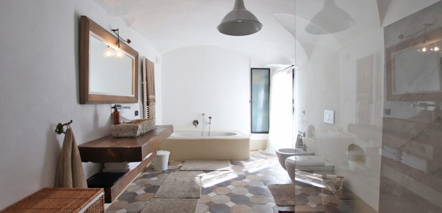 A romantic duplex in Isolalunga