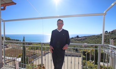 A top modern apartment with fantastic views