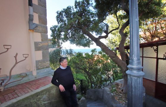 Villa in liberty style with garden and garage