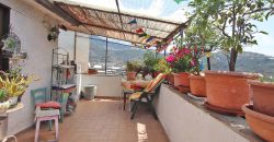 Apartment with terrace in the ancient Taggia