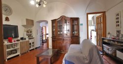 Storical apartment with terrace in a calm village