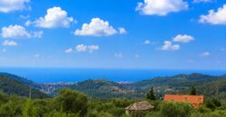 Bright Apartment with Sea View near Villa Faraldi