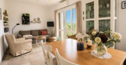 Bright Apartment with Sea View near Villa Faraldi