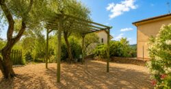 Bright Apartment with Sea View near Villa Faraldi