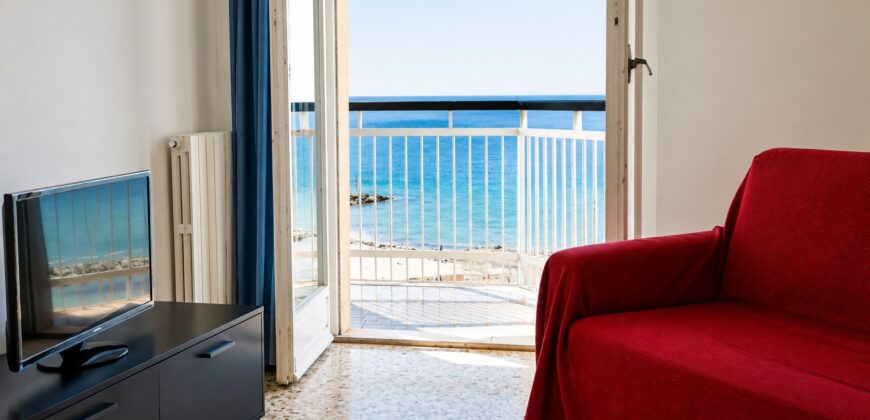 Lovely apartment on the Sea side
