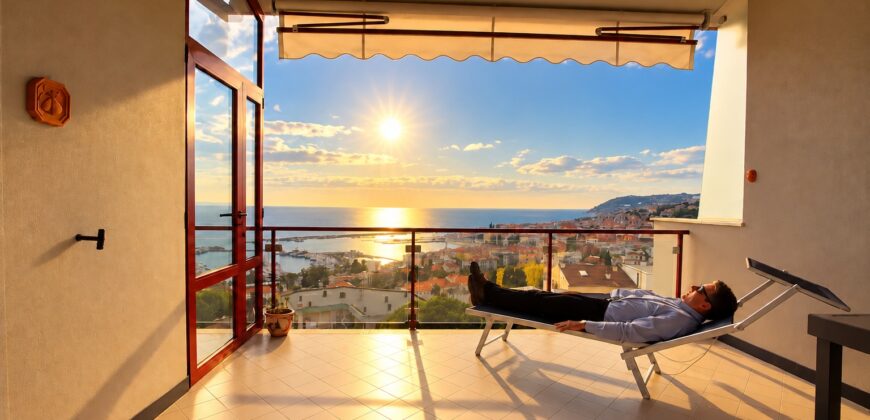 Elegant Top-Floor Duplex Apartment with Stunning Sea Views, Swimming Pool, Tennis Court and Private Garage!