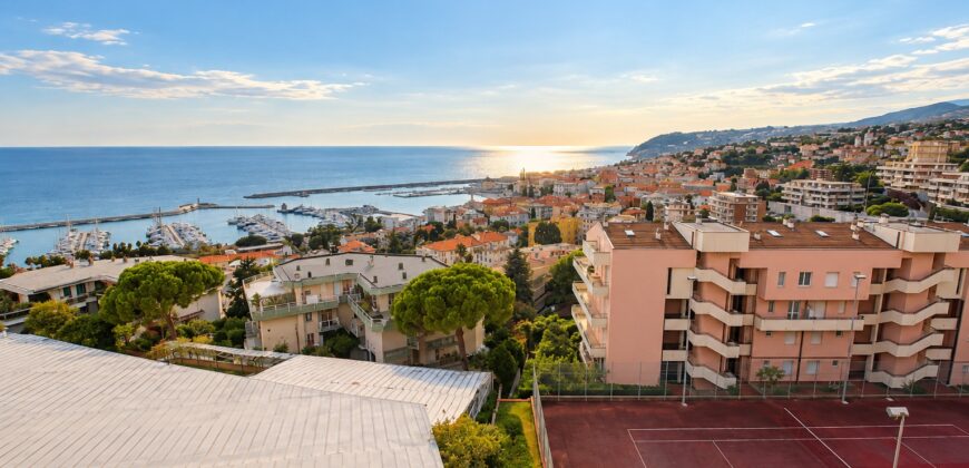 Elegant Top-Floor Duplex Apartment with Stunning Sea Views, Swimming Pool, Tennis Court and Private Garage!