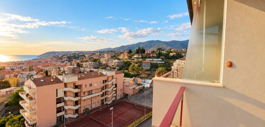 Elegant Top-Floor Duplex Apartment with Stunning Sea Views, Swimming Pool, Tennis Court and Private Garage!