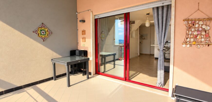 Elegant Top-Floor Duplex Apartment with Stunning Sea Views, Swimming Pool, Tennis Court and Private Garage!