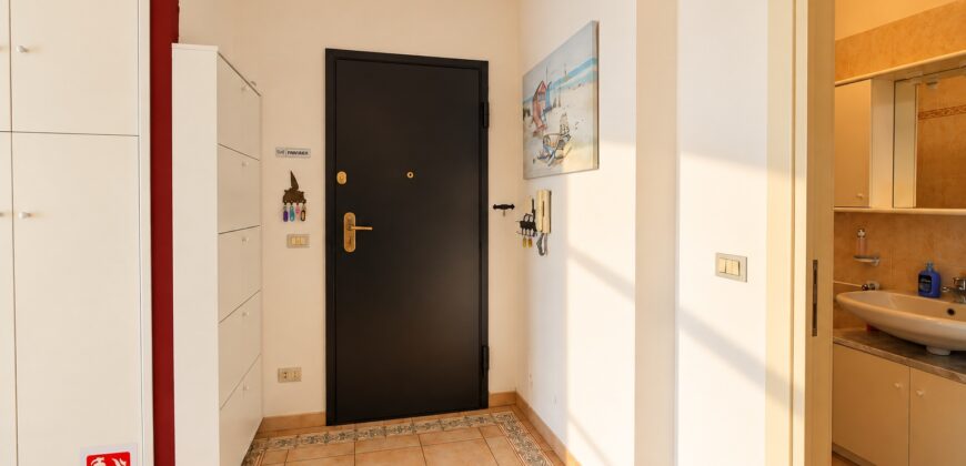 Elegant Top-Floor Duplex Apartment with Stunning Sea Views, Swimming Pool, Tennis Court and Private Garage!